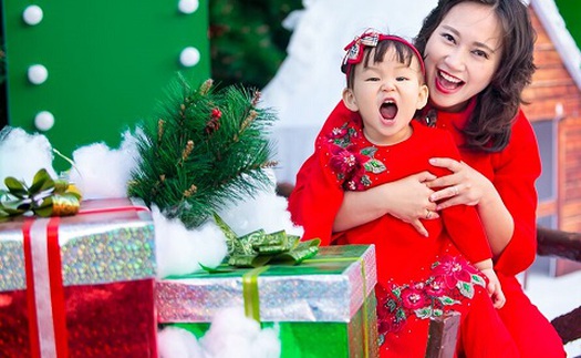 Ca sĩ Khánh Linh: Với tôi, Tết vẫn đi diễn như bao ngày khác