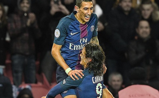 Di Maria và Cavani ăn mừng sinh nhật sau khi vùi dập Barca