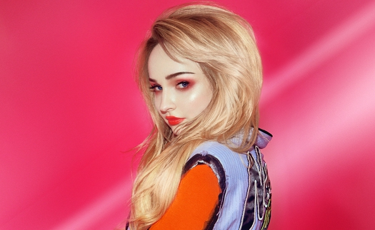 Kim Petras: Nghệ sĩ chuyển giới làm nên lịch sử BXH Billboard