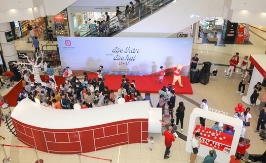 Giới trẻ “đổ xô” tham gia sự kiện “Độc thân không độc hại” tại AEON Mall Long Biên