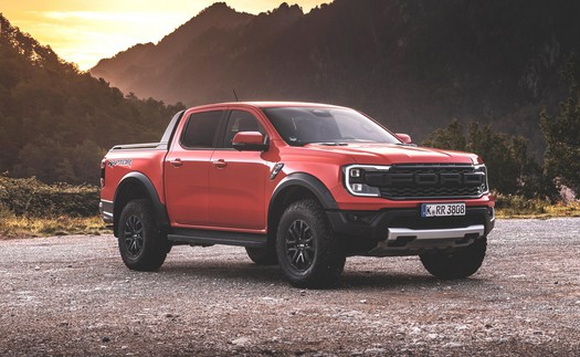 Mỗi thị trường một kiểu động cơ, Ford Ranger Raptor 2023 sắp về Việt Nam bị đặt dấu hỏi lớn