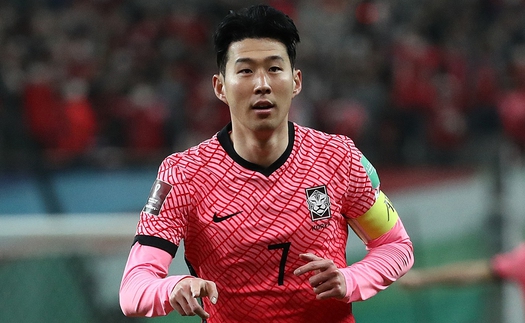 Son Heung Min phẫu thuật thành công, có thể dự World Cup 2022