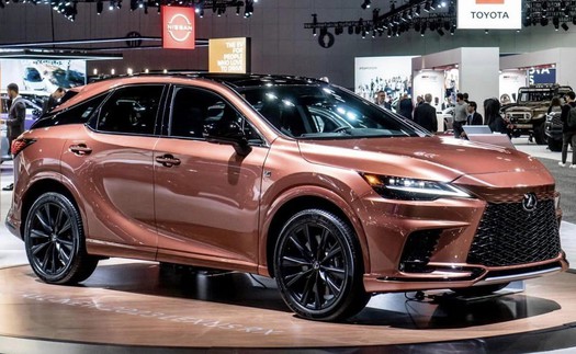 Đại lý chào bán Lexus RX 2023 với giá dự kiến mới: Chỉ từ 3,43 tỷ đồng, ra mắt đầu năm sau