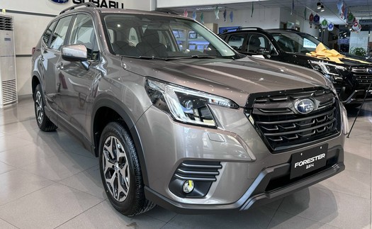 Subaru Forester 2023 ồ ạt về đại lý: Giá từ 969 triệu đồng, thêm công nghệ an toàn, đấu CX-5 và Tucson