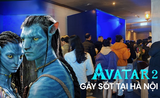 Hà Nội: Khán giả xếp hàng dài trong đêm ở rạp chiếu phim chờ xem “Avatar 2” 