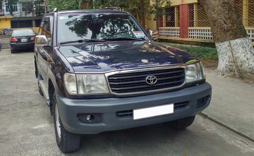 Bệnh viện Bạch Mai bán đấu giá lô 15 xe cũ: Giá trung bình 36 triệu đồng/xe, có cả Toyota Land Cruiser