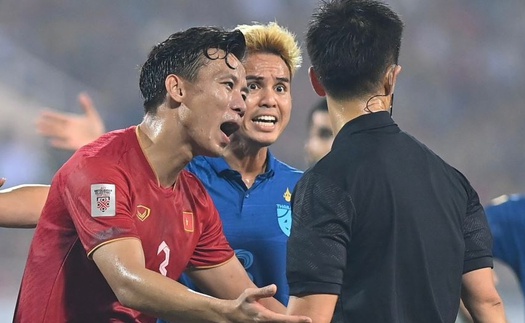 Video AFF Cup 14/1: AFF vinh danh Theerathon và Quế Ngọc Hải