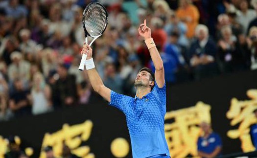 Djokovic đánh bại Tsitsipas, vô địch Úc mở rộng 2023 