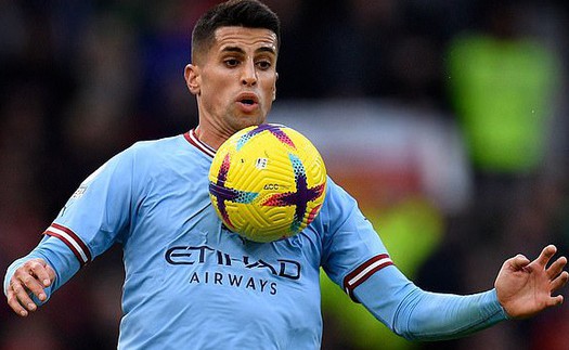 Joao Cancelo bất ngờ gia nhập Bayern Munich