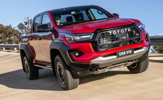 Ra mắt Toyota Hilux GR Sport 2023: Mạnh 221 mã lực, đáp trả Ford Ranger Raptor