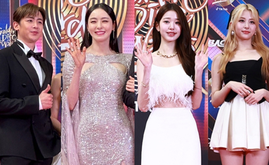 Siêu thảm đỏ Golden Disc Awards ở Thái Lan: Xuất hiện 2 nữ diễn viên át cả Jang Won Young và NewJeans xinh như búp bê!