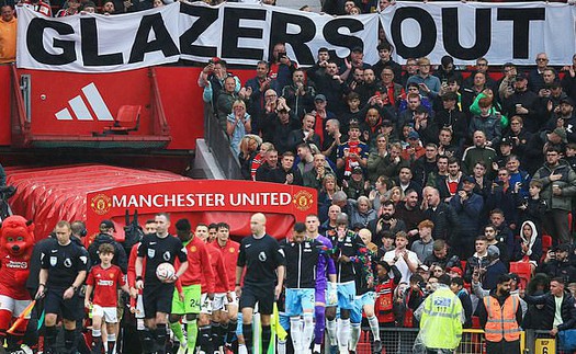 Nhà Glazer tăng cường an ninh vì sợ CĐV MU... làm loạn