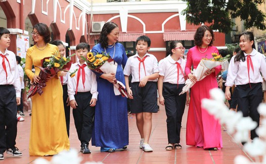 Mãi khắc ghi công ơn thầy cô - những người 'đưa đò' thầm lặng