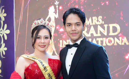 Hoa hậu Phan Kim Oanh tiếp tục giữ vương miện Mrs Grand International