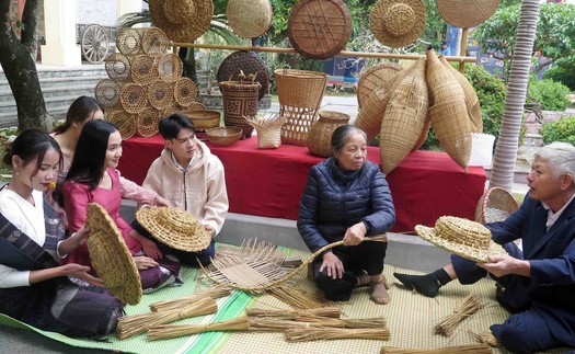 'Thủ công mỹ nghệ ASEAN gắn với bảo vệ môi trường'