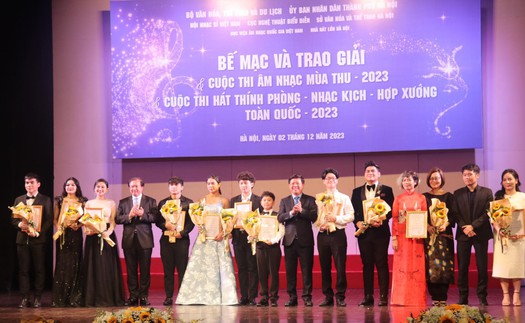 Bế mạc cuộc thi "Âm nhạc mùa thu" và "Hát Thính phòng - Nhạc kịch - Hợp xướng toàn quốc"