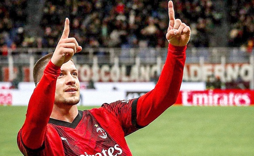 Milan trở lại cuộc đua vô địch: Tia nắng mùa Đông ở San Siro