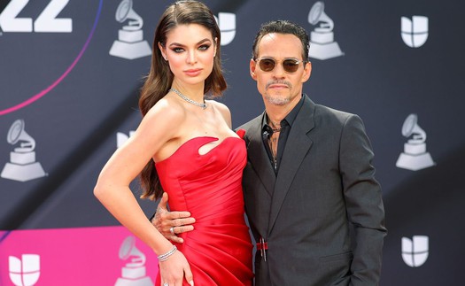 Marc Anthony hạnh phúc chào đón con đầu lòng với vợ trẻ kém 31 tuổi