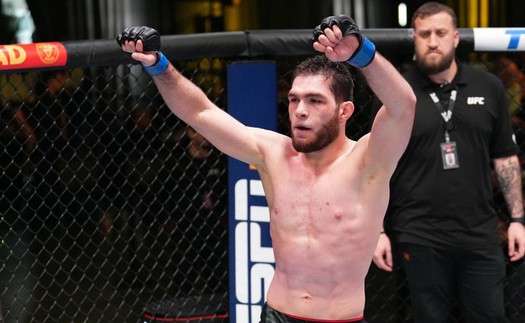 'Khabib của Tajikistan' Nurullo Aliev giành chiến thắng lịch sử tại UFC