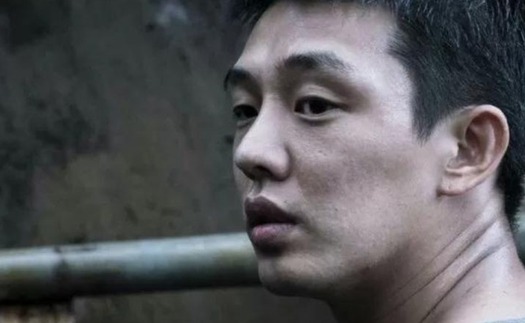 Yoo Ah In chính thức nhận lệnh triệu tập thẩm vấn về tội sử dụng ma túy