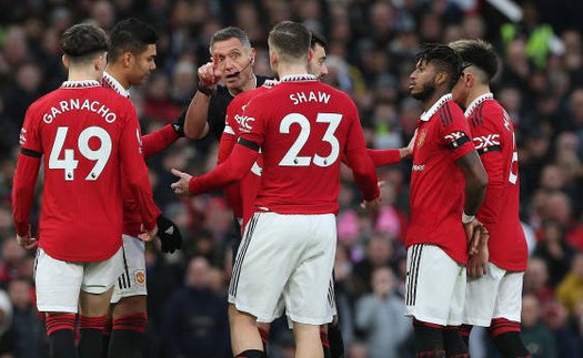 MU 2-1 Crystal Palace: 'Quỷ đỏ' thắng nhọc sau thẻ đỏ tai hại của Casemiro