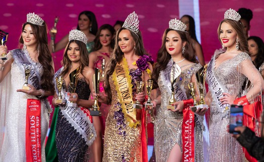 Hoàng Thanh Nga giành danh hiệu Á hậu 1 Mrs Universe 2022 tại Sofia