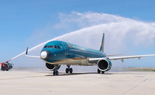 Vietnam Airlines giảm giá vé cho học sinh, sinh viên