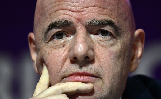 Gianni Infantino: Hành động vẫn nguy hiểm hơn lời nói 