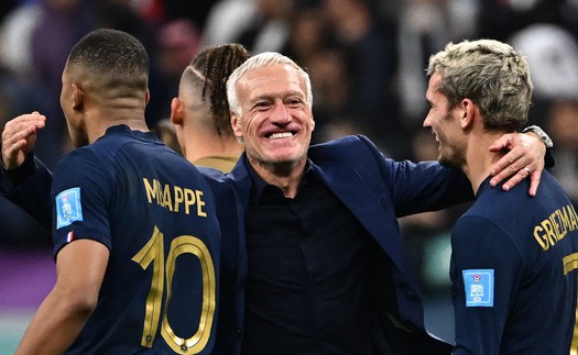 Mbappe muốn 'ba mặt một lời' với Griezmann vì tấm băng thủ quân ĐT Pháp