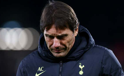 Conte chính thức bị Tottenham sa thải sau khi mắng thẳng Chủ tịch CLB