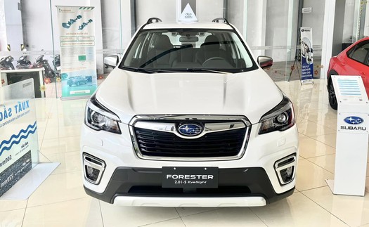 Subaru Forester giảm giá kỷ lục 319 triệu đồng: Bản full còn 969 triệu chỉ ngang CR-V