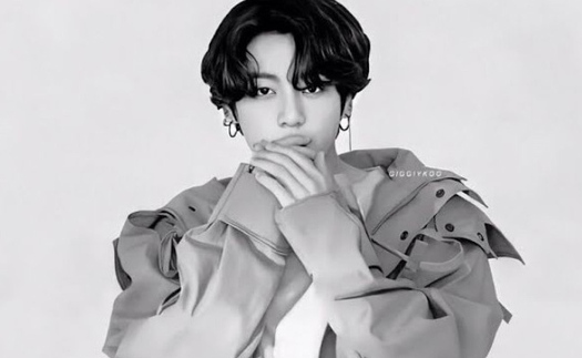 Bộ ảnh Calvin Klein của Jungkook BTS bị rò rỉ gây xôn xao cõi mạng