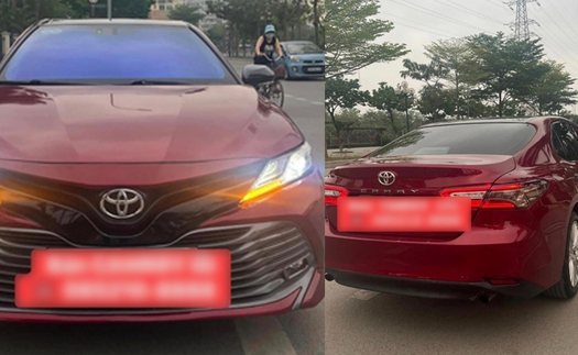 Rao bán Toyota Camry 2.5Q rẻ hơn thị trường 300 triệu, chủ xe thật thà: 'Xe tai nạn làm lại nhưng máy móc còn zin'