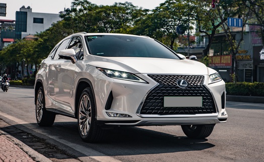 Lexus giữ giá không phải hư danh: Đã lăn bánh 13.000 km, nhưng giá của chiếc RX này vẫn cao hơn xe đời mới