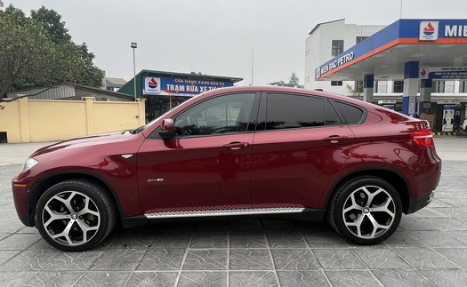 BMW X6 ao ước một thời của dân chơi giá còn 560 triệu, người bán cho biết tiền sửa đã ngót nghét 200 triệu đồng