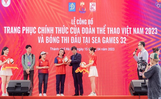 Công bố trang phục đoàn thể thao Việt Nam tại SEA Games 32