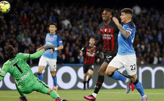 AC Milan thắng đậm 4-0 Napoli trên sân khách, tạo ra địa chấn lớn nhất Serie A vòng 28