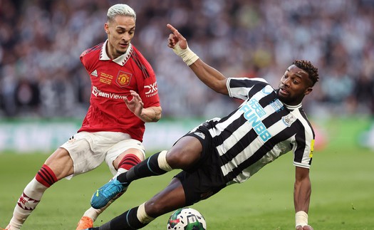 Lịch thi đấu bóng đá hôm nay 2/4: Newcastle vs MU