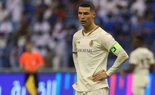 Yêu cầu trục xuất Ronaldo khỏi Ả rập Xê út sau hành vi 'khiếm nhã nơi công cộng'