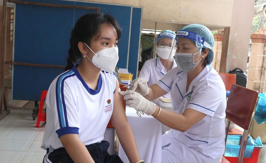 Dịch Covid-19: ​Người dân nên chủ động tiêm vaccine để duy trì miễn dịch cộng đồng