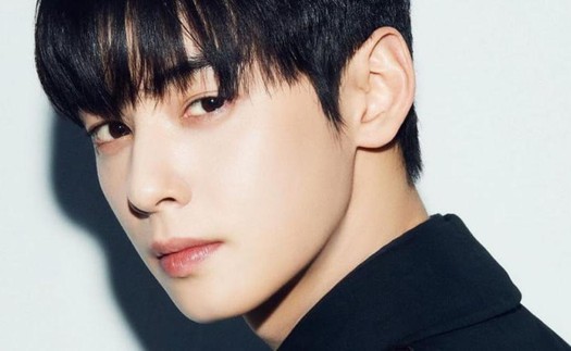 Cha Eun Woo ASTRO tham dự sự kiện giữa lúc thành viên Moonbin qua đời