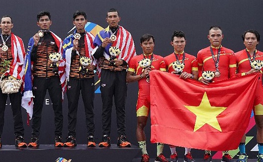 Độc lạ SEA Games: Chủ nhà đạp xe đường tắt về đích, 'chờ dài cổ' mới thấy đối thủ về