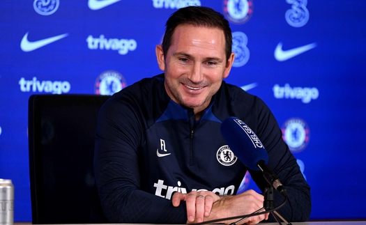 Lampard nói gì khi chính thức trở lại ghế nóng để 'cứu' Chelsea?