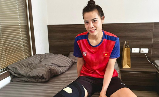 Trung vệ Thúy Nga không cần phẫu thuật dù rời sân bằng cáng ở trận chung kết SEA Games 32