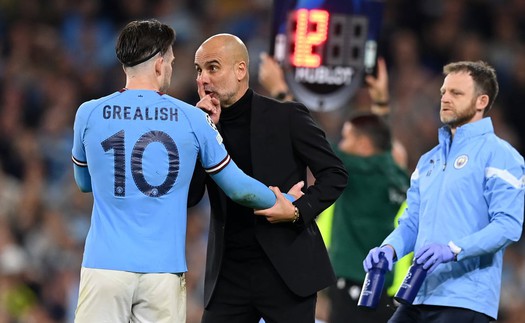 Tin nóng bóng đá tối 18/5: Pep khó chịu với Grealish, Arsenal thèm khát Cancelo