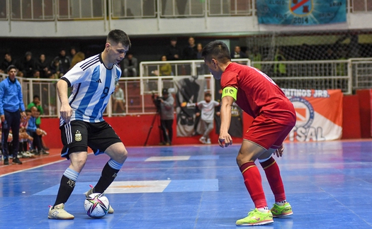 Văn Ý không thể giúp futsal Việt Nam làm nên chuyện trước nhà vô địch World Cup