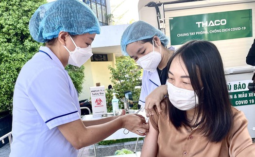 Đẩy mạnh truyền thông, khuyến khích người dân chủ động tiêm vaccine phòng Covid-19