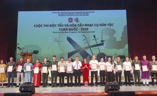 Cần cải thiện chế độ đãi ngộ với các nghệ sĩ biểu diễn nhạc cụ dân tộc, nhạc cụ truyền thống Việt Nam