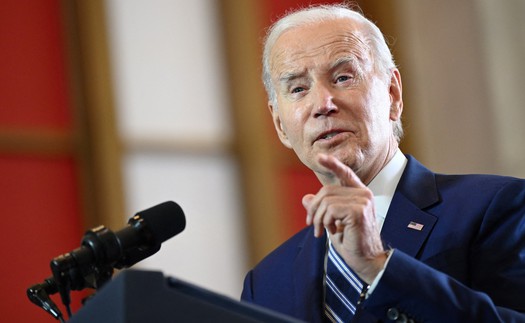 Tổng thống Mỹ Joe Biden sử dụng máy trợ thở để cải thiện giấc ngủ