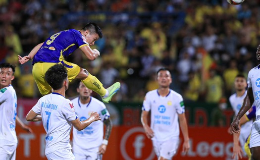 Hồng Duy rời đội tuyển Việt Nam, Quang Hải chưa đến hội quân